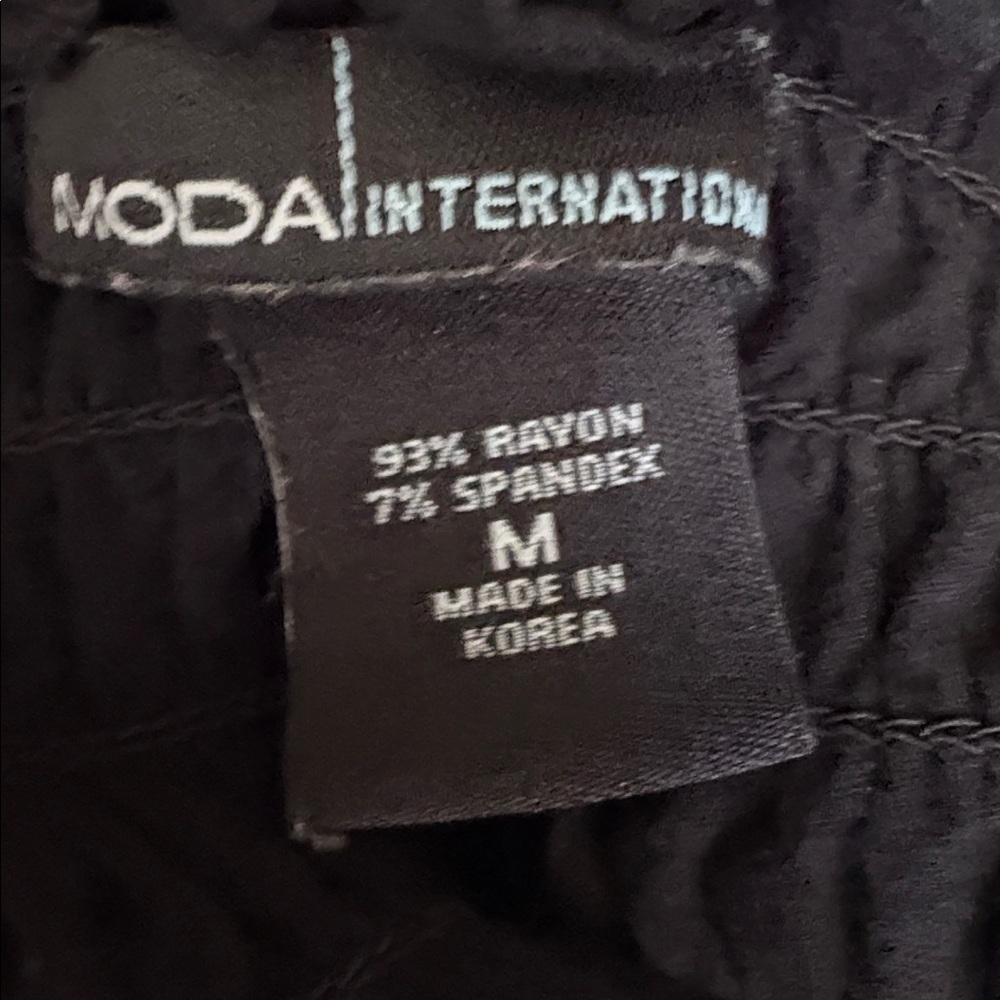 Vintage Moda International Victoria’s Secret Brand Black Ruffled & Smocked Tank - Picture 5 of 5